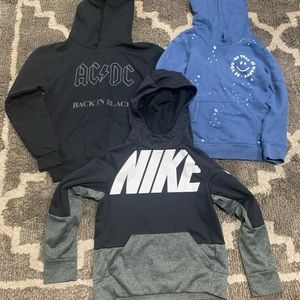 Boys hooded sweater lot